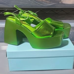 Green Platform Heels
